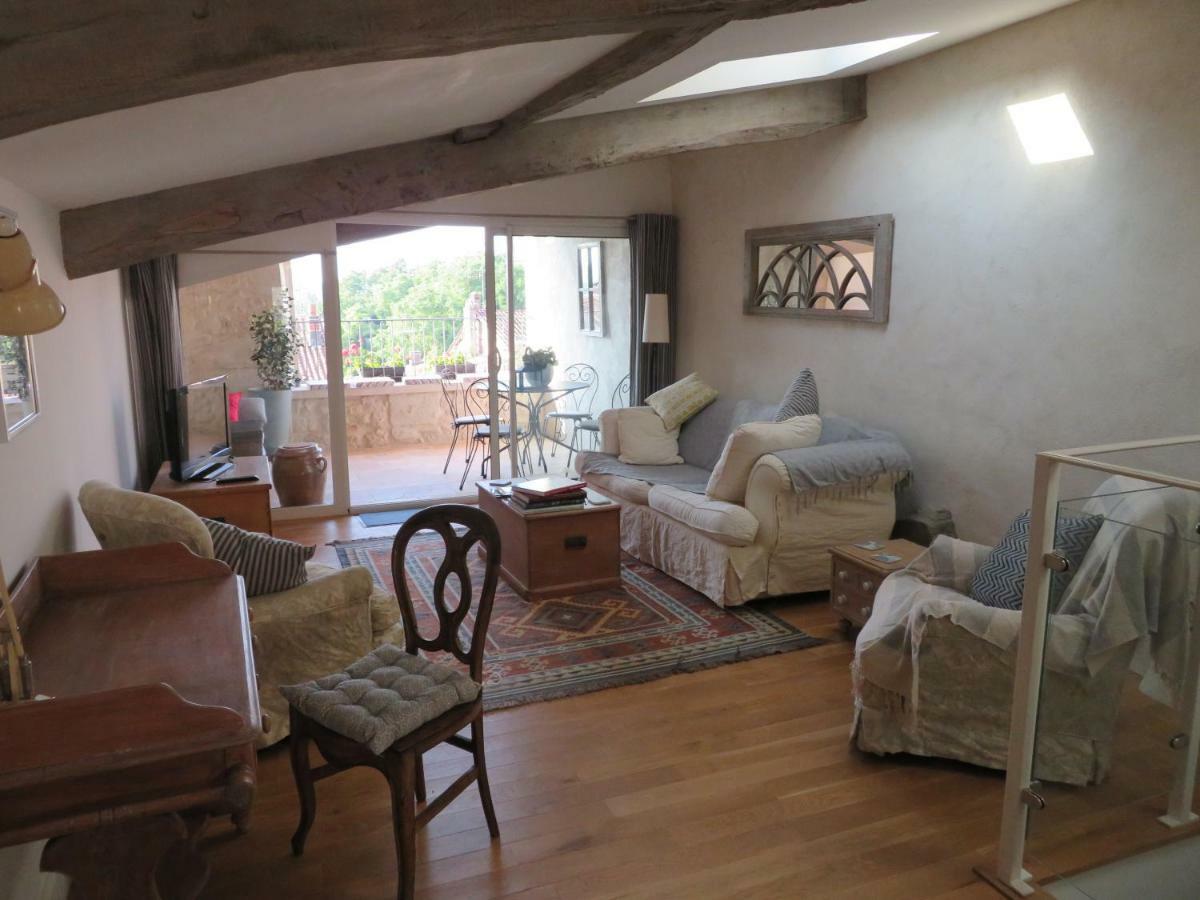 Apartment Bellevue Aubeterre sur Dronne Bagian luar foto