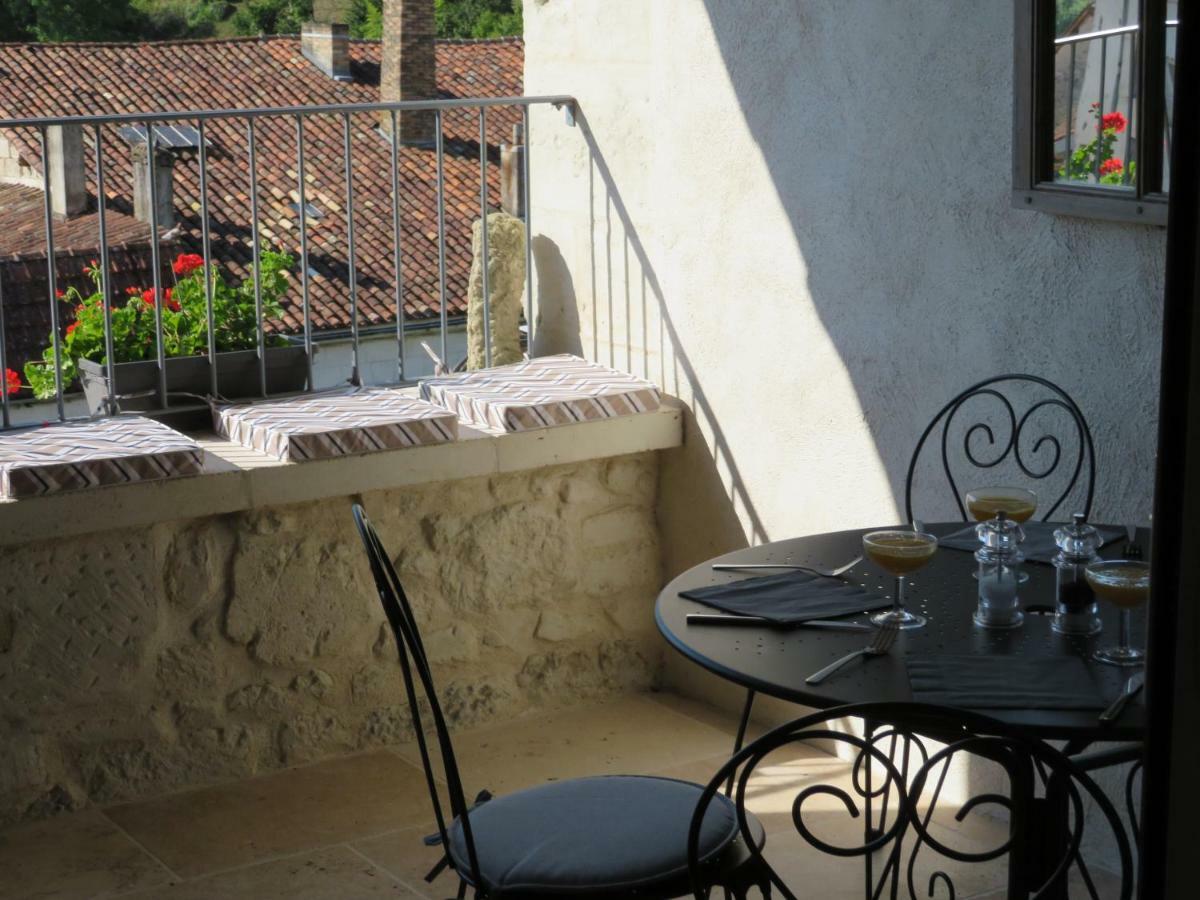 Apartment Bellevue Aubeterre sur Dronne Bagian luar foto