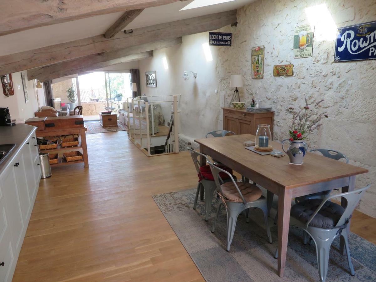 Apartment Bellevue Aubeterre sur Dronne Bagian luar foto
