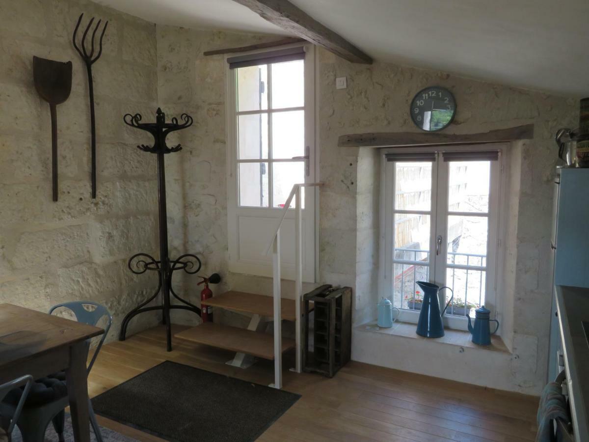 Apartment Bellevue Aubeterre sur Dronne Bagian luar foto